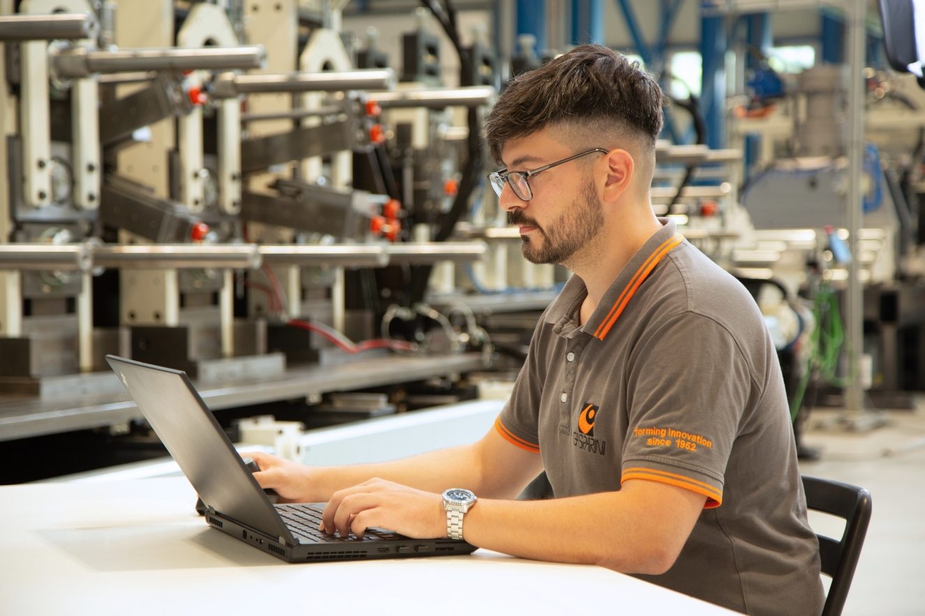 Conectividade: o ecossistema PLC-HMI-ERP como infraestrutura inteligente das linhas de perfilagem